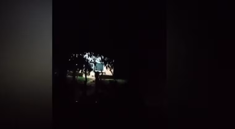 Mujer le prendió fuego a su hijo adicto y lo mató: vecinos grabaron discusión previa