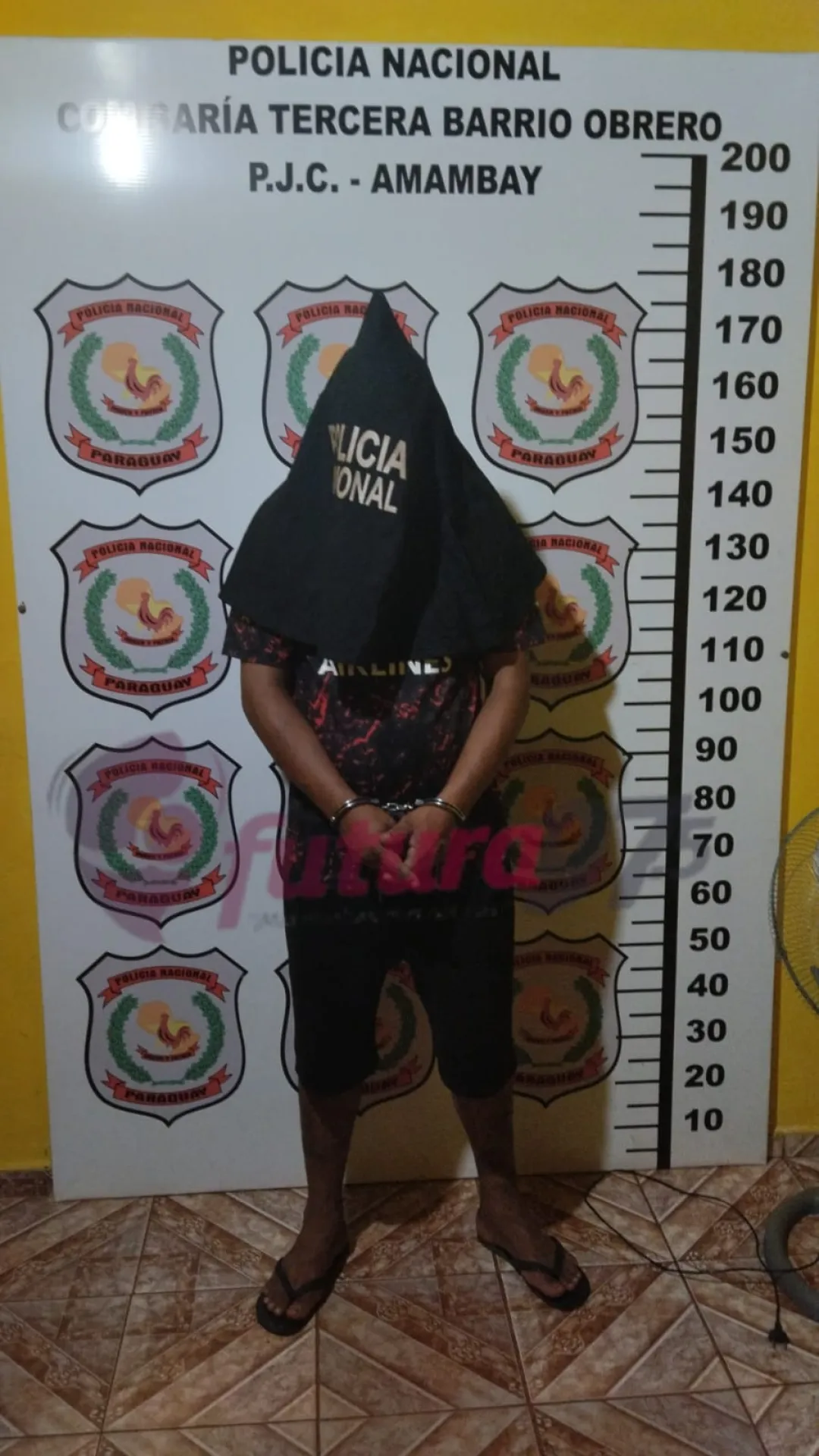 Detenido tras agredir a su madre y amenazar con incendiar su casa
