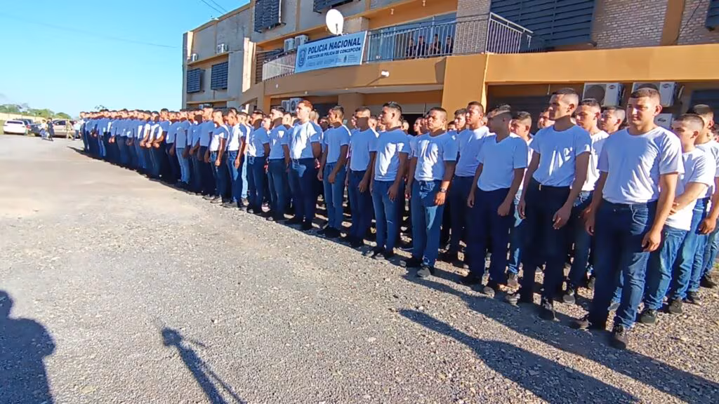 Reabren el Colegio de Policía en Concepción con el ingreso de nuevos aspirantes