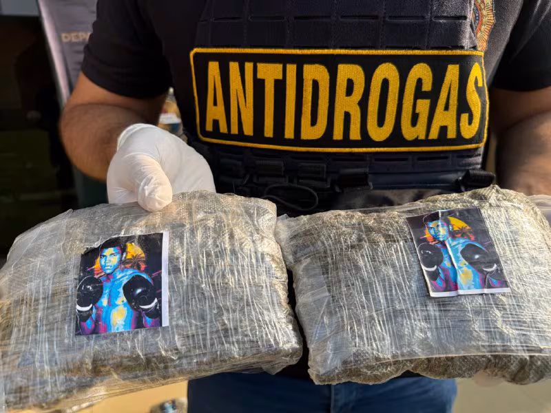 Detienen a pareja con varios paquetes de marihuana “Skunk”: droga iba al Brasil