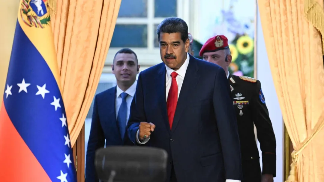 Nicolás Maduro asume como presidente de Venezuela en medio de acusaciones de fraude