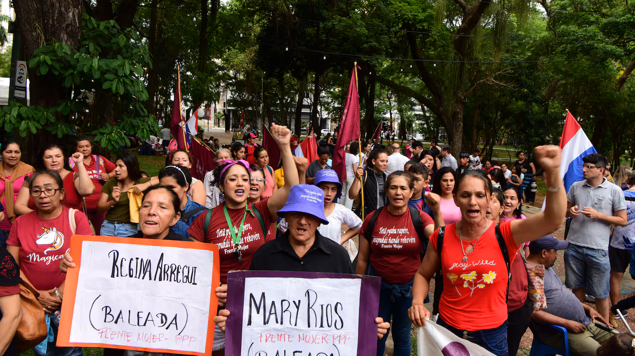 #25N: mujeres marcharon por un Paraguay sin violencia