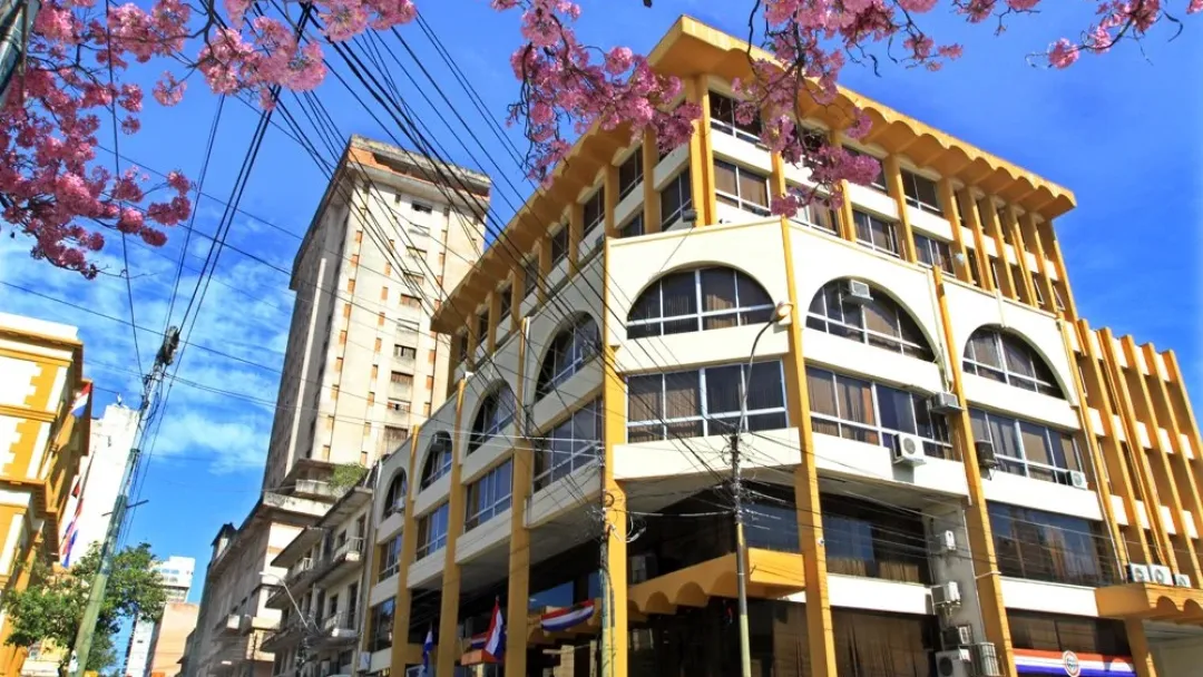 Contadores exigen a DNIT que exonere multas ante fallas de Sifen y Marangatú