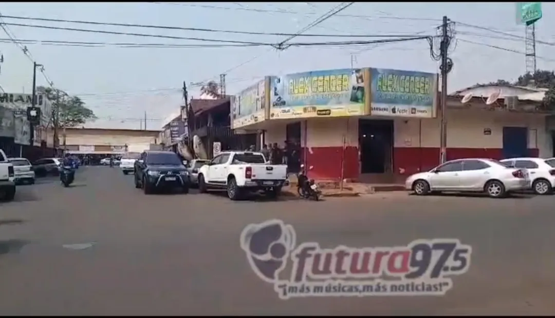 Asalto a una tienda es frustrado por funcionarios y comerciantes vecinos