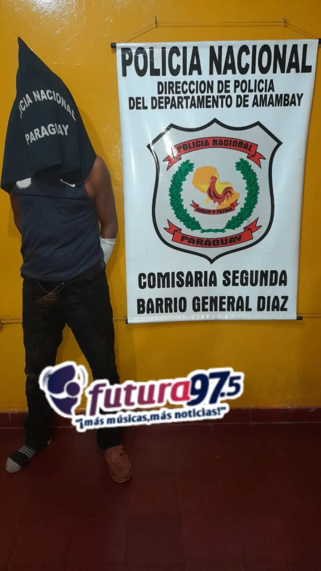 Hombre es detenido tras denunciar robo de motocicleta: tenía orden de captura