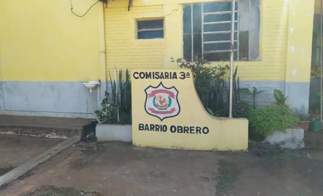 Hurtan motocicleta del estacionamiento de supermercado en el Barrio San Juan Neuman