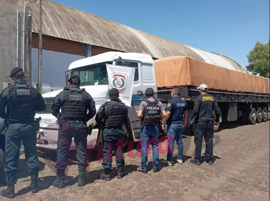Recuperan en el Barrio San Antonio de PJC un camión hurtado en Brasil
