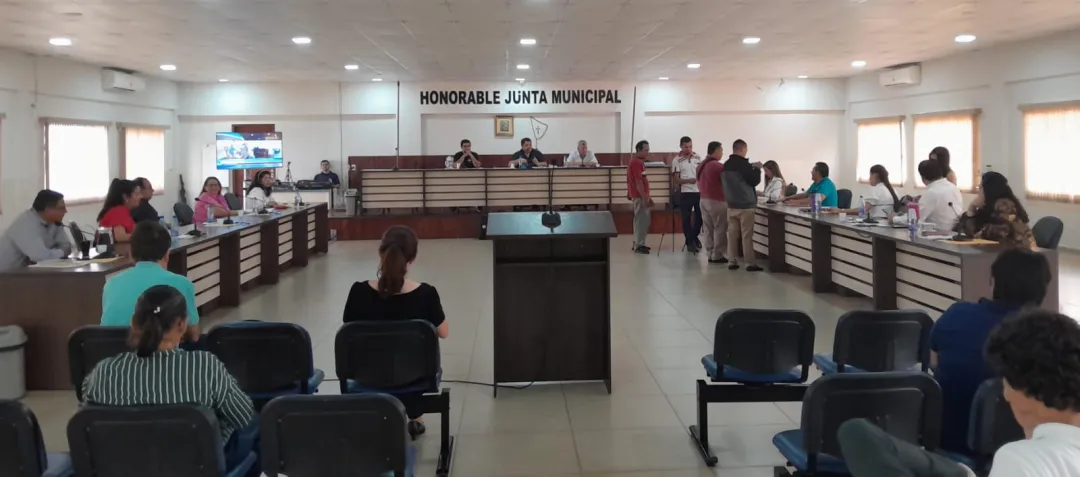 Concejal Cantero solicita descuento de dieta y devolución de viático a colegas ausentes en sesión