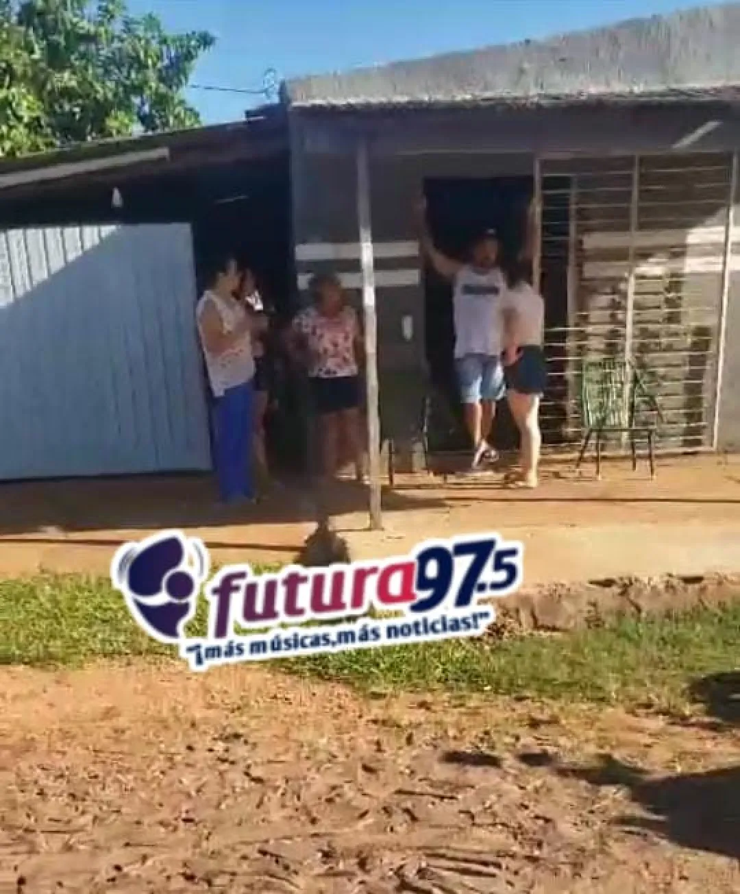 Tío amenaza con arma de fuego a sobrinos tras discusión familiar en el Barrio María Victoria