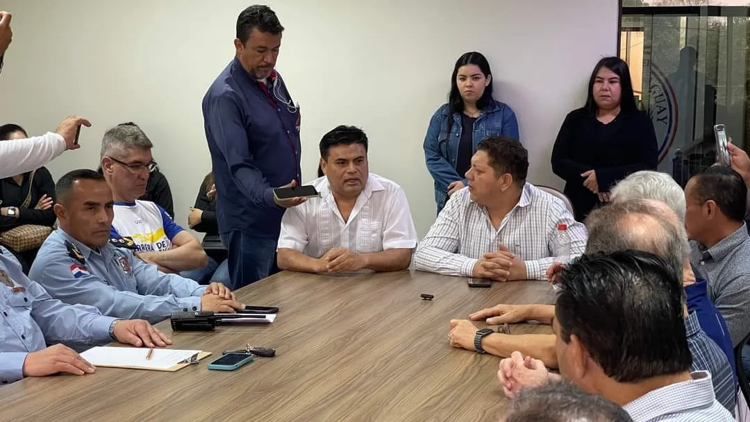 Autoridades y representantes de (CICTS), se reunieron para discutir medidas de seguridad en la frontera.