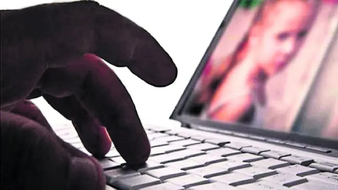 Pornografía infantil: ¿Cuáles son los riesgos de compartir la contraseña del wifi?