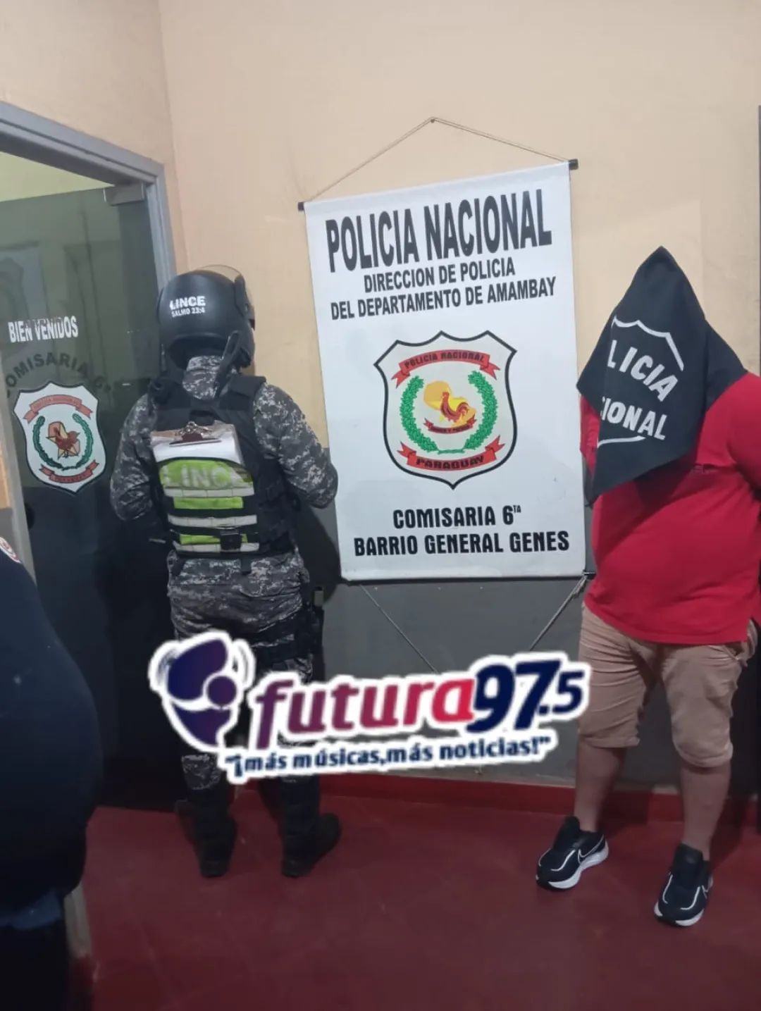 Joven aprehendido por conducir motocicleta sin los  documentos requeridos.